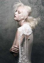 ROYALS HAIR