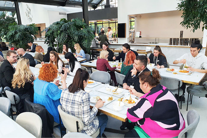 Davines - Romance in Parma - reportaža